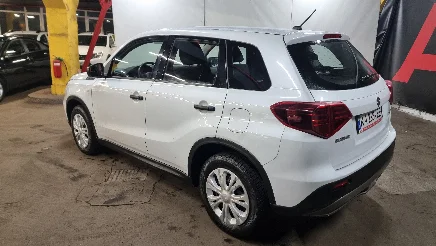 Suzuki Vitara photo-4